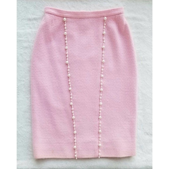 CHANEL vintage 1980's pretty-in-pink "beaded pearl bouclé" skirt fr-38 / us-6 - Picture 2 of 10